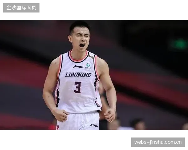 CBA球员的“隐形英雄”背后：从NJCAA的战场到国家队的梦想——为什么赵继伟的归队让我们重新审视球员的价值观？